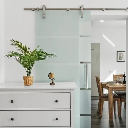 Elegant & Bright ~ Near Schalke 04 ~ Office ~ Free Parking!