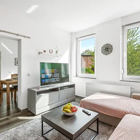 Elegant & Bright ~ Near Schalke 04 ~ Office ~ Free Parking! Gelsenkirchen