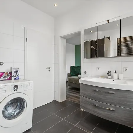 Apartment Elegant & Bright ~ Near Schalke 04 ~ Office ~ Free Parking! Gelsenkirchen