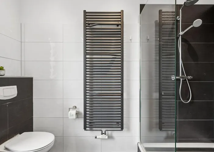 Elegant & Bright ~ Near Schalke 04 ~ Office ~ Free Parking! Gelsenkirchen