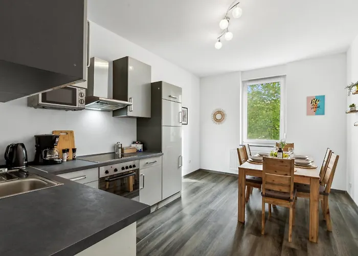 Apartament Elegant & Bright ~ Near Schalke 04 ~ Office ~ Free Parking!