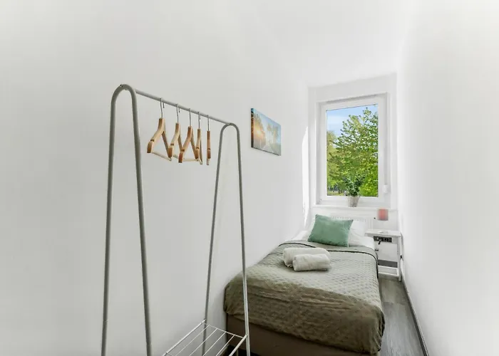 Apartament Elegant & Bright ~ Near Schalke 04 ~ Office ~ Free Parking! *